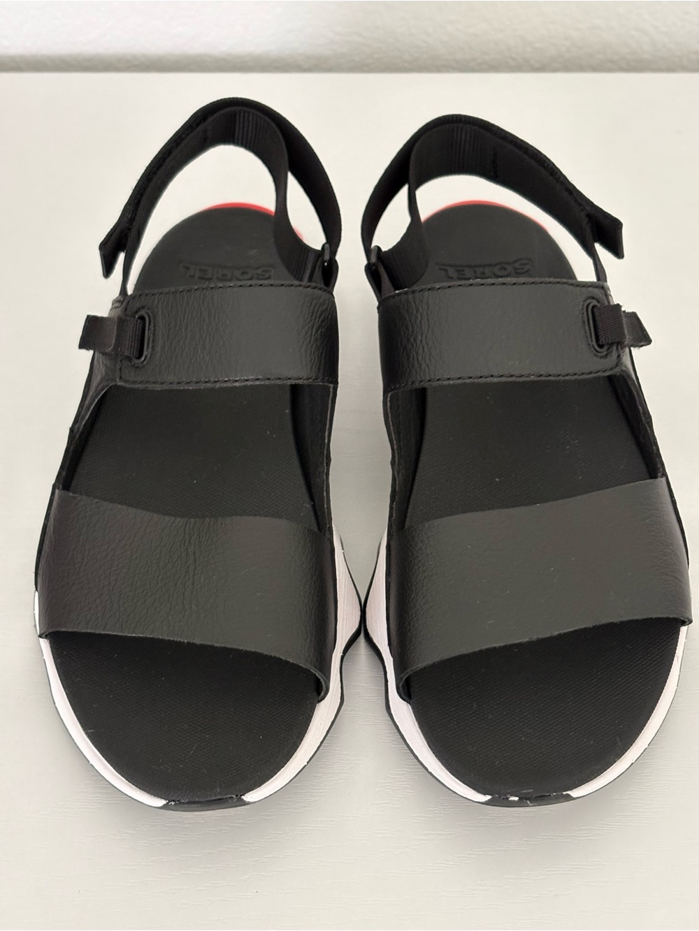 SOREL Kinetic Impact Sling Sandal Black/White/Red Size 8 - EXCELLENT - Picture 5 of 14